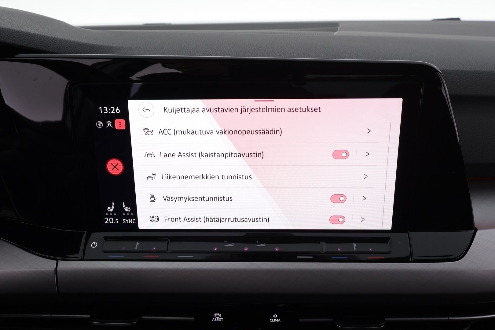 Volkswagen Golf 2021 1,0 TSI 81 kW * Webasto / ACC / LED / P.tutkat / Navi / Kaistavahti / Digimittaristo / Ambient-valot * - *Suomi-auto / Kahdet renkaat / Upeasti varusteltu Manuaali *