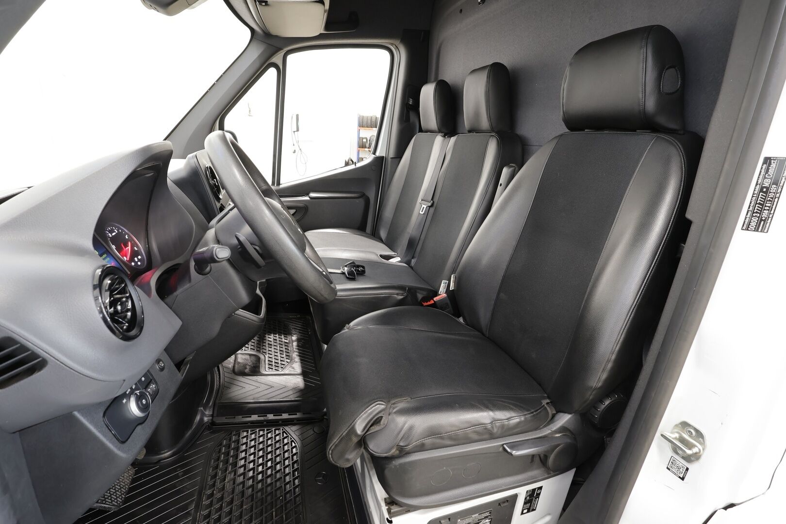 Mercedes-Benz Sprinter 2020 316CDI RWD-3,5/37K keskipitkä A2 A *  ALV / Webasto / Koukku / LED-Lisävalo / P.Kamera / Vakkari / Apple&Android * - 1.Om Suomi-auto / Kahdet Renkaat