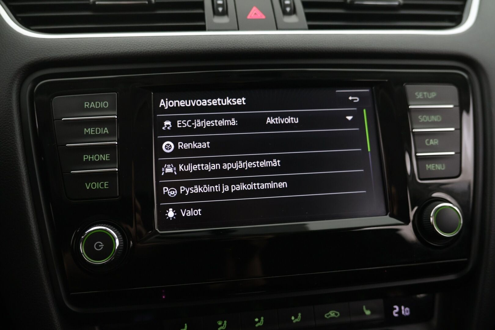 Skoda Octavia 2016 Combi 2,0 TDI 184 4x4 Scout DSG Autom. - Webasto | Vakkari | Bluetooth | P. tutkat | Koukku