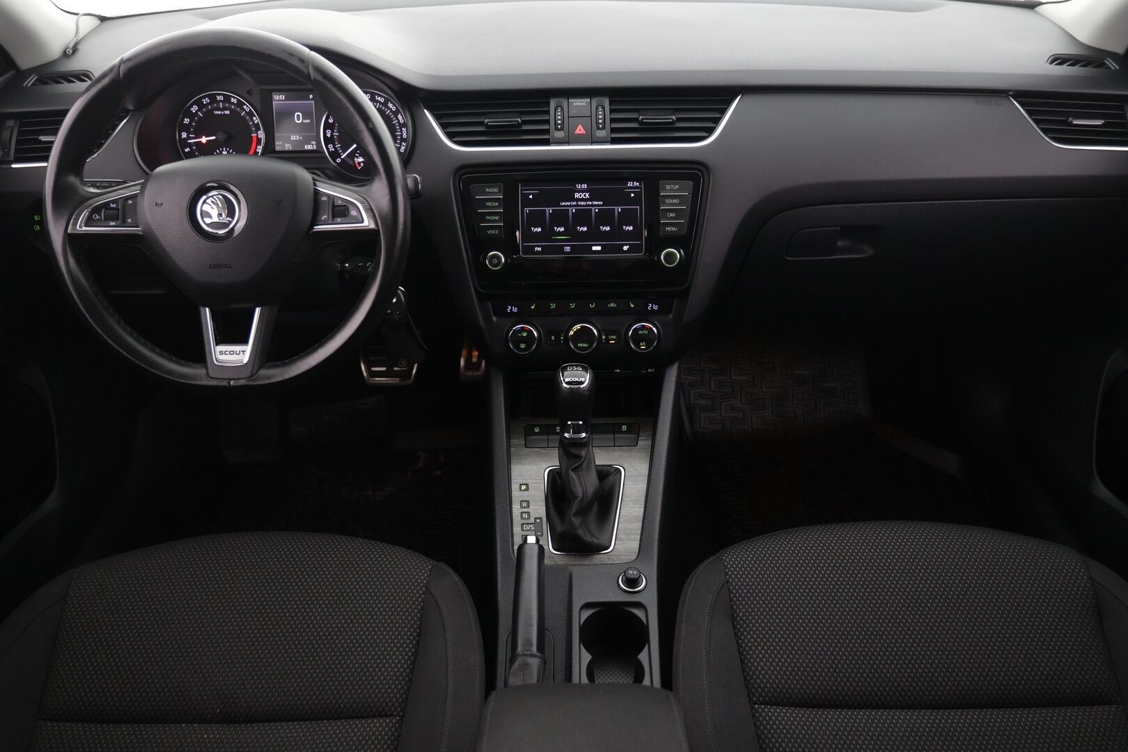 Skoda Octavia 2016 Combi 2,0 TDI 184 4x4 Scout DSG Autom. - Webasto | Vakkari | Bluetooth | P. tutkat | Koukku