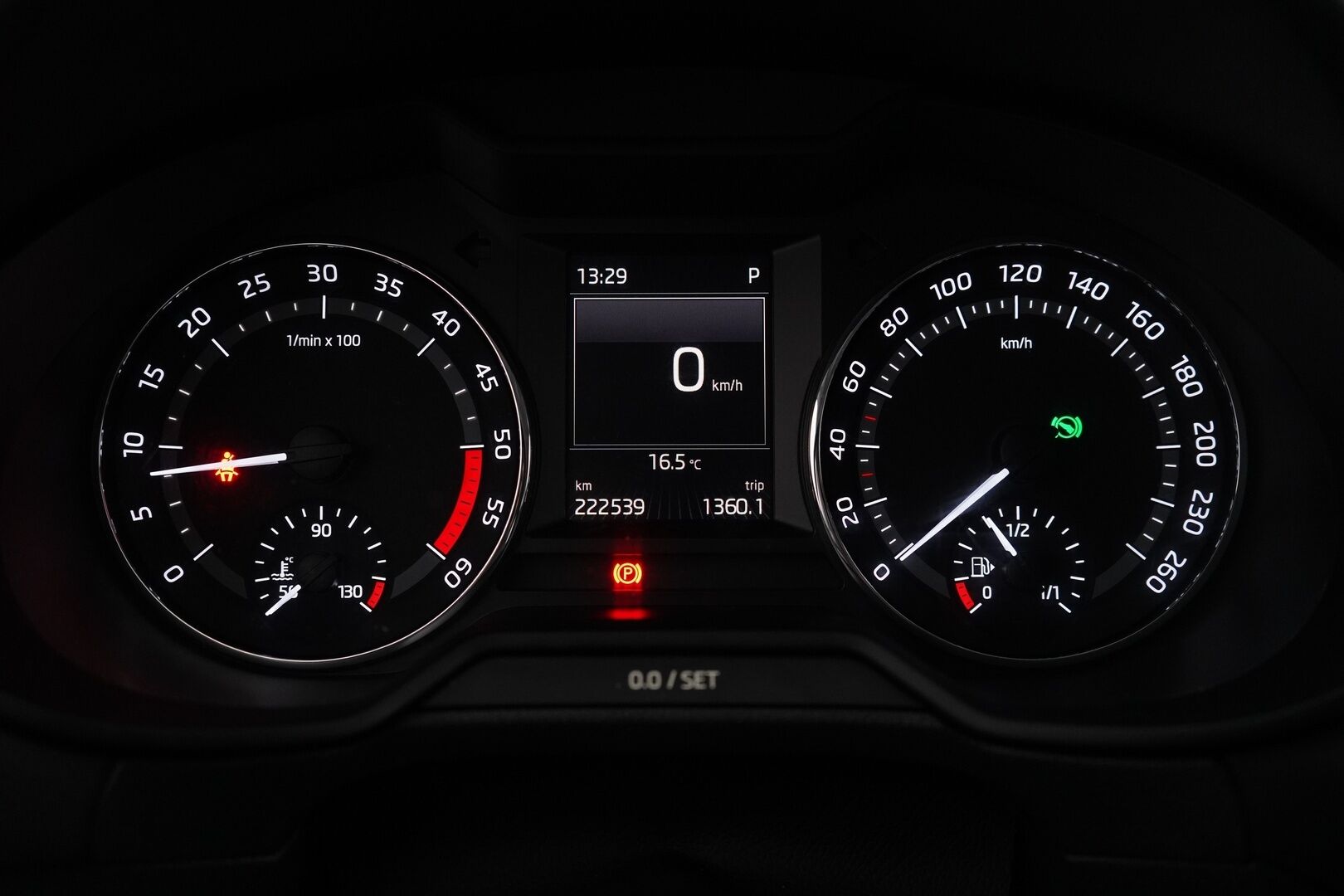 Skoda Octavia 2016 Combi 2,0 TDI 184 4x4 Scout DSG Autom. / Webasto / Vakkari / Bluetooth / P. tutkat / Koukku - 2x Skodan aluvanteet / Siisti yksilö / Hyvin pidetty - HULLUT AVAJAISHULINAT KORKOTARJOUS 3,29 %