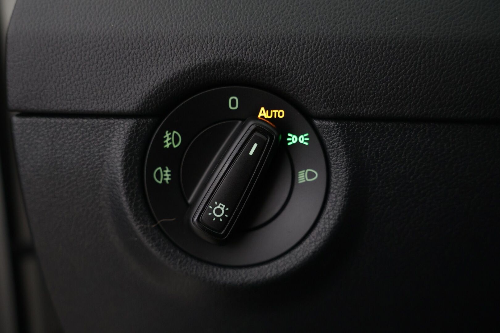 Skoda Octavia 2016 Combi 2,0 TDI 184 4x4 Scout DSG Autom. - Webasto | Vakkari | Bluetooth | P. tutkat | Koukku