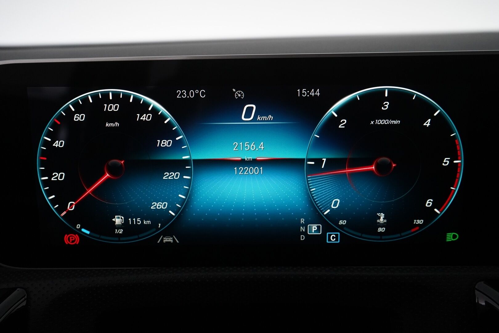 Mercedes-Benz CLA 2020 200 d 4MATIC A Shooting Brake Business Progressive * Vakkari / Kamera / Lohko / Koukku / Tutkat * - Kahdet Mercedeksen vanteet / Merkkihuollettu 