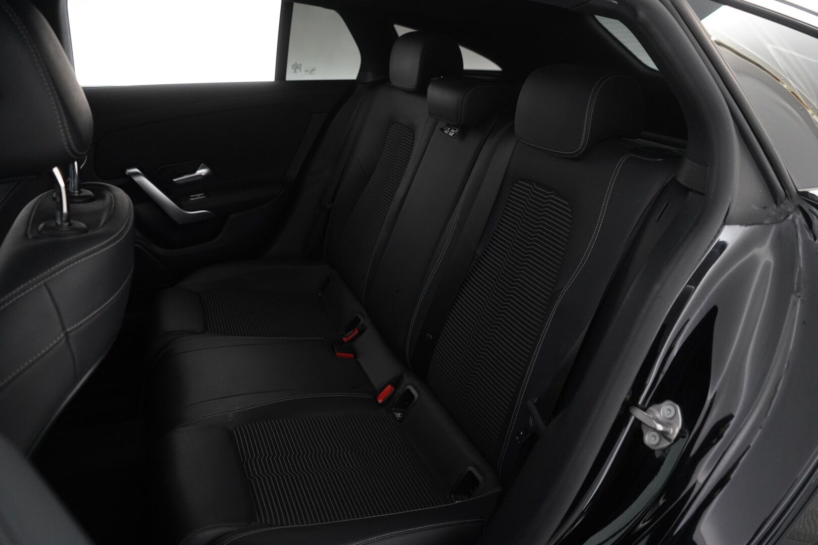 Mercedes-Benz CLA 2020 200 d 4MATIC A Shooting Brake Business Progressive * Vakkari / Kamera / Lohko / Koukku / Tutkat * - Kahdet Mercedeksen vanteet / Merkkihuollettu 