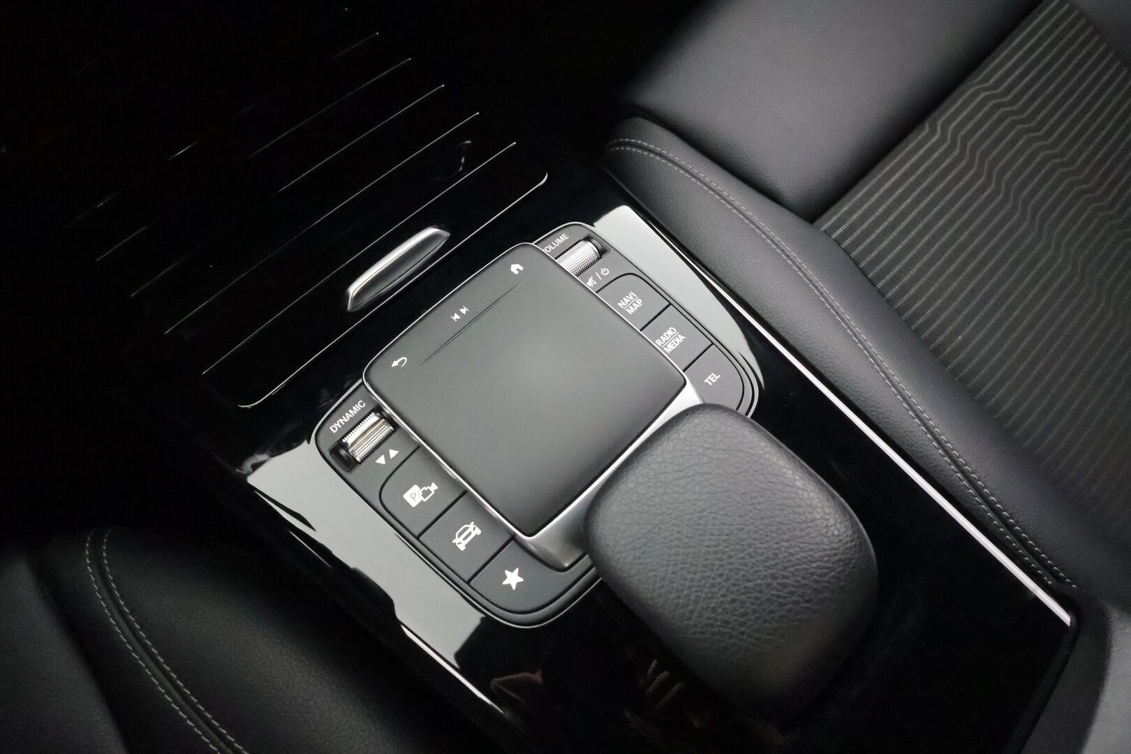 Mercedes-Benz CLA 2021 250 e A Shooting Brake Business Progressive EQ Power * Distronic / Multibeam / Widescreen / P.kamera / Sporttipenkit * - Suomi-auto / Kahdet Renkaat - HULLUT AVAJAISHULINAT KORKOTARJOUS 3,29 %