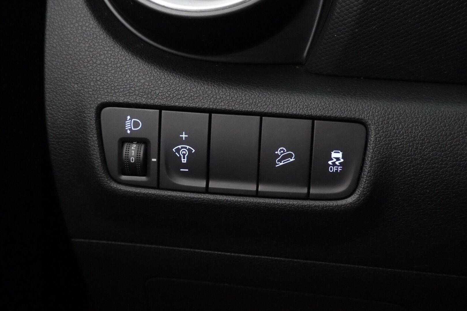 Hyundai KONA 2021 1,0 T-GDI 120 hv 7-DCT-aut. Comfort MY21 - */ Suomi-auto / Adapt. vakkari / BLIS / P.kamera / Digimittaristo / 2x renkaat / Juuri saapunut /*