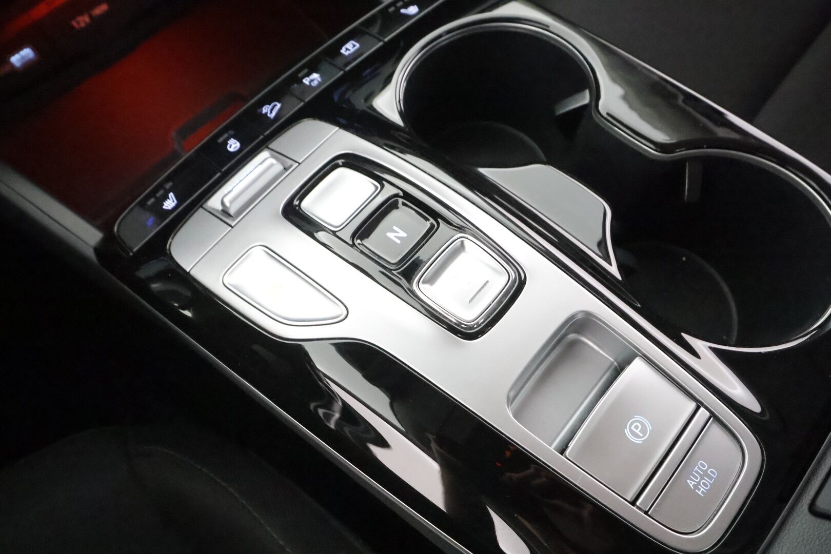 Hyundai Tucson 2022 1,6 T-GDI 230 hv Hybrid 6AT Style - | LED | P.kamera | Keyless | Lane assist | Digimittaristo | Vakkari | Apple & Android | Lämm. ratti | 1-om suomiauto | ALV | 2x renkaat aluin |