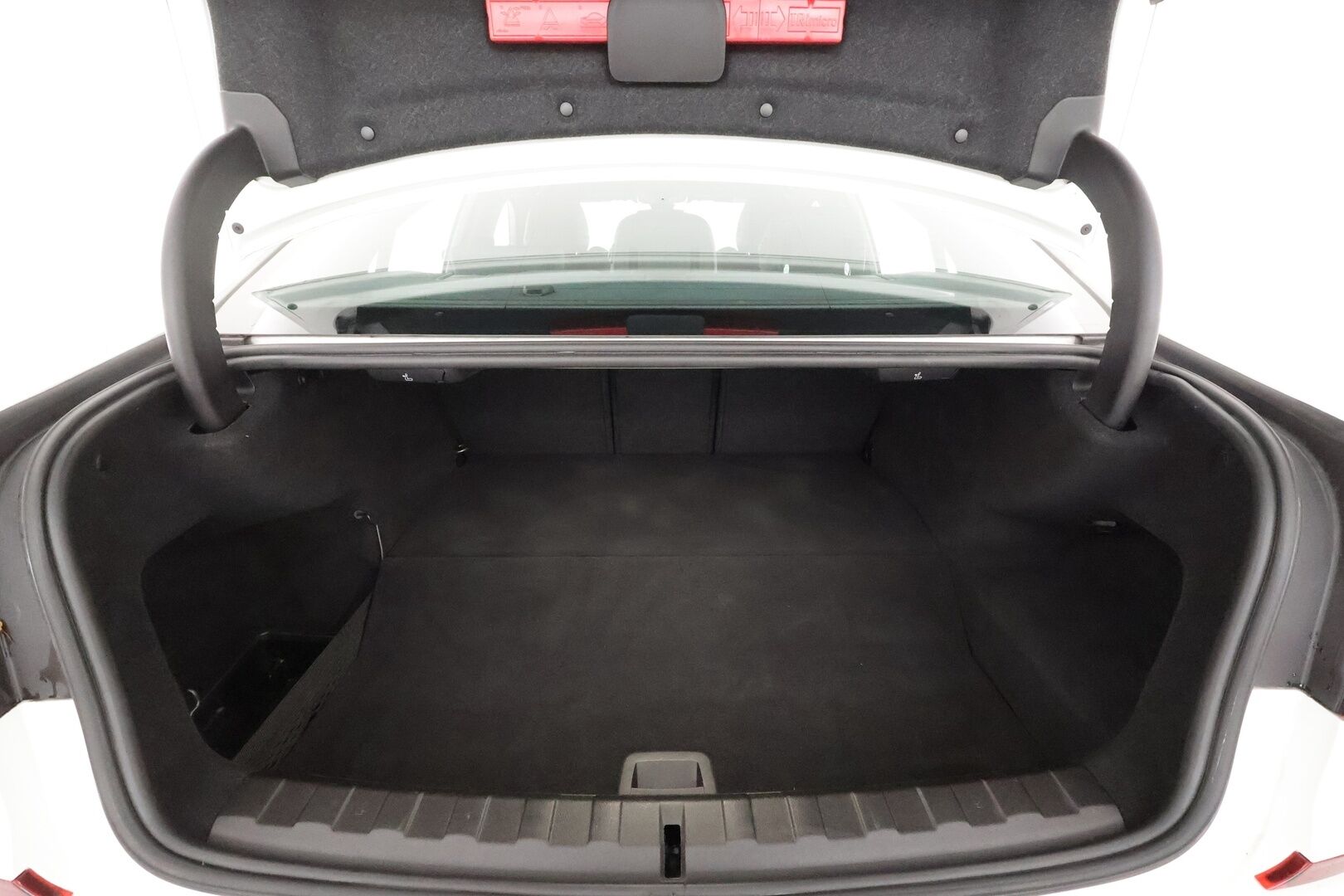 BMW 330 2021 G20 Sedan 330e xDrive A Charged Edition M Sport * Vakkari / P.tutkat / Sporttipenkit / LED / HIFI / Apple&Android * - Merkkihuollettu / Kahdet Renkaat / 1.Om Suomi-Auto 