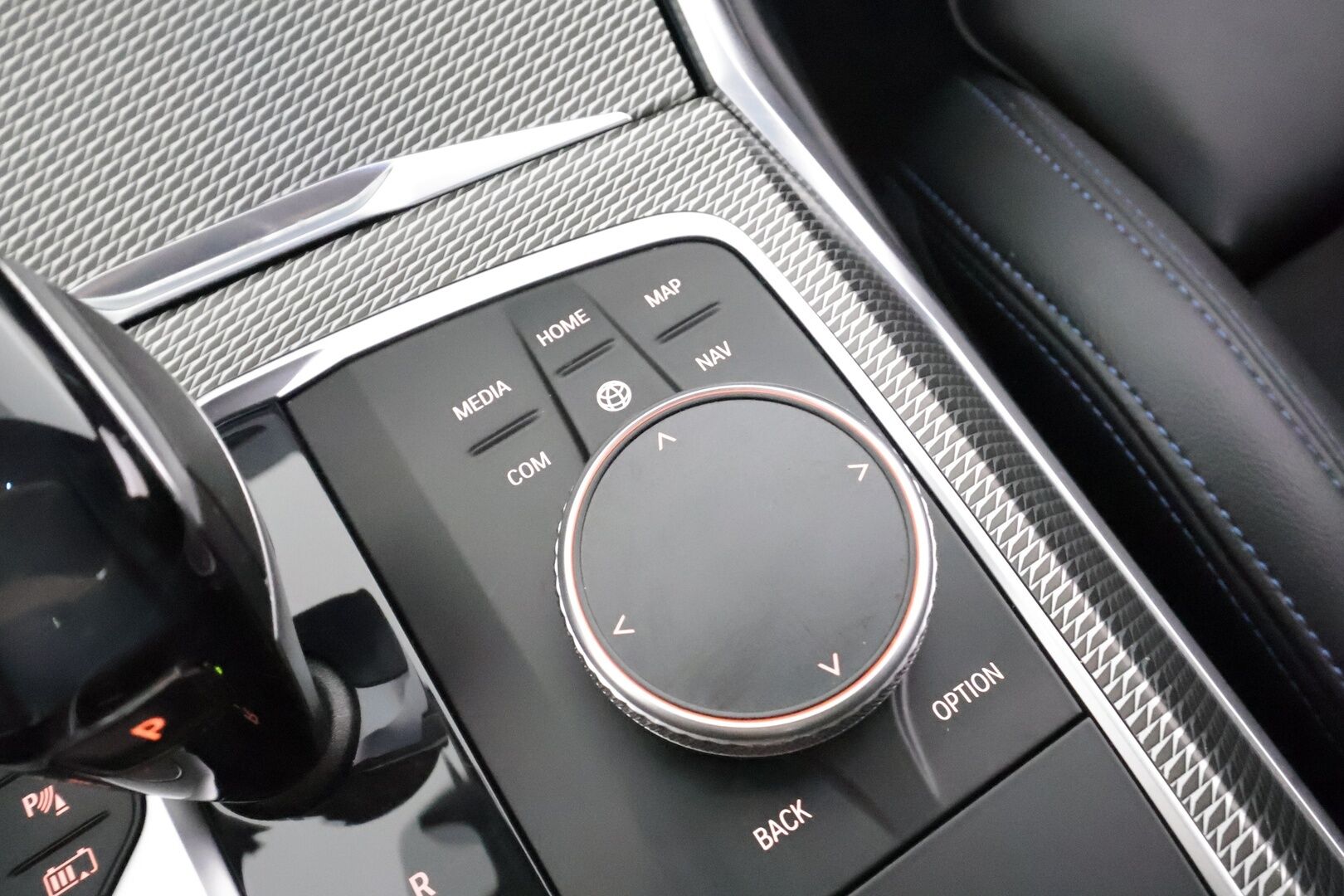 BMW 330 2021 G20 Sedan 330e xDrive A Charged Edition M Sport * Vakkari / P.tutkat / Sporttipenkit / LED / HIFI / Apple&Android * - Merkkihuollettu / Kahdet Renkaat / 1.Om Suomi-Auto 