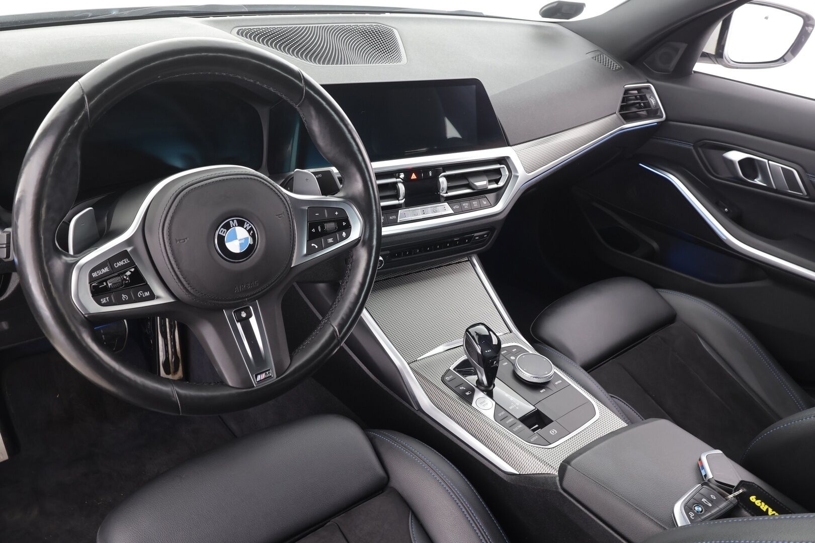 BMW 330 2021 G20 Sedan 330e xDrive A Charged Edition M Sport * Vakkari / P.tutkat / Sporttipenkit / LED / HIFI / Apple&Android * - Merkkihuollettu / Kahdet Renkaat / 1.Om Suomi-Auto 