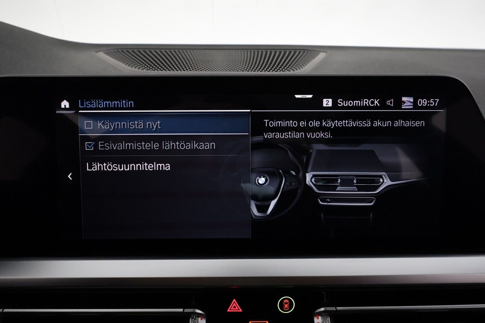 BMW 330 2020 G20 330e M-Sport **ACC / HUD / Laser / Kattoluukku / P.kamera / Hifi / Muistipenkki / Koukku / Comfort Access** - 3,99 % KORKOTARJOUS TÄHÄN AUTOON 21.9. ASTI! - Adaptiivinen M Sport alusta / Huippuvarusteet!