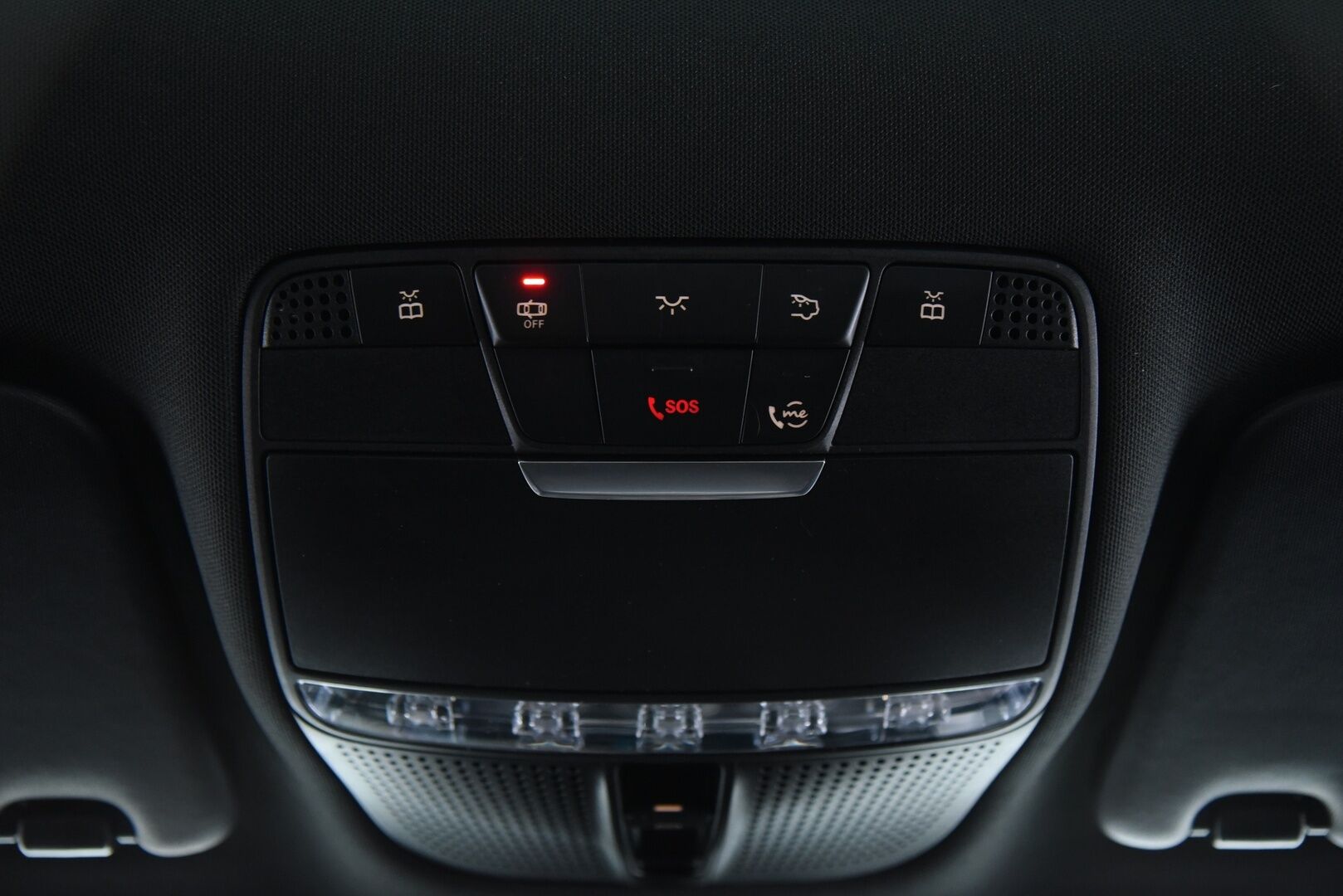 Mercedes-Benz C 2020 300 de T A Business AMG Edition EQ Power / Burmester / Distronic+ / 360 kamera / Panorama / Multibeam LED - Vetokoukku / Airmatic / Blis / KeyLess / 