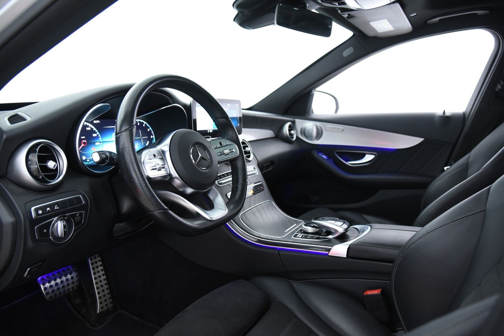 Mercedes-Benz C 2020 300 de T A Business AMG Edition EQ Power / Burmester / Distronic+ / 360 kamera / Panorama / Multibeam LED - Vetokoukku / Airmatic / Blis / KeyLess / 