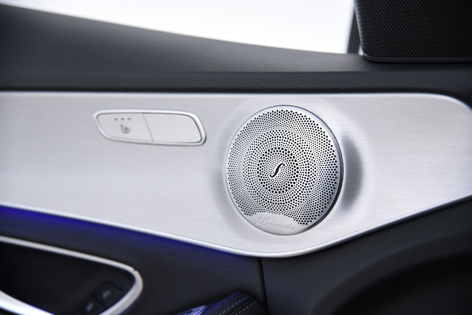 Mercedes-Benz C 2020 300 de T A Business AMG Edition EQ Power / Burmester / Distronic+ / 360 kamera / Panorama / Multibeam LED - Vetokoukku / Airmatic / Blis / KeyLess / 