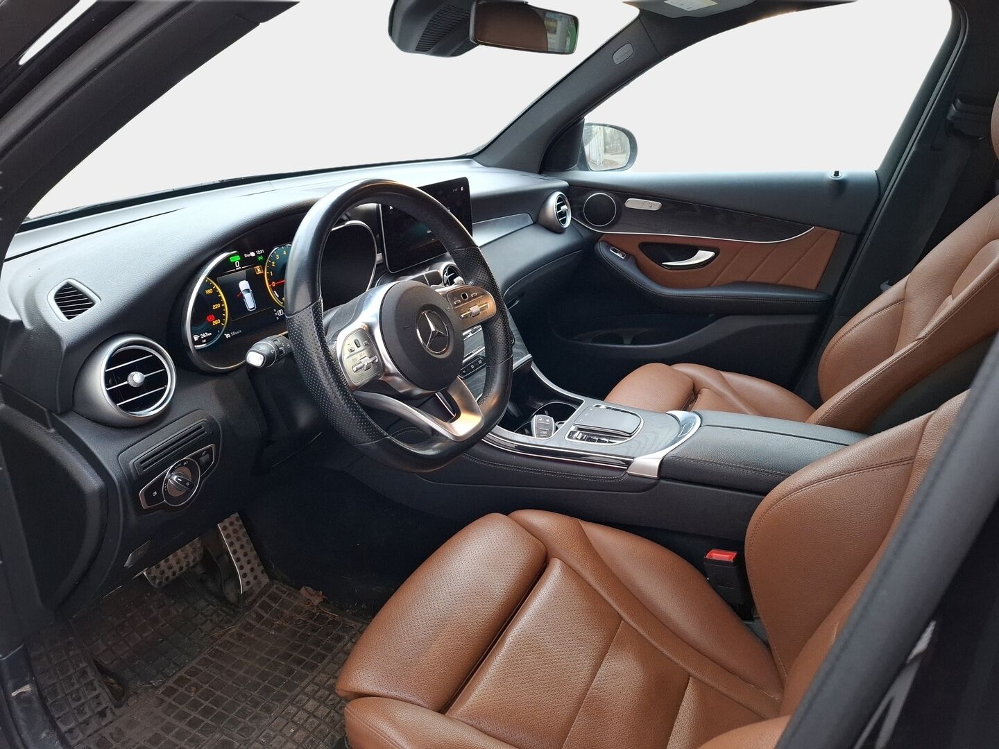 Mercedes-Benz GLC 2020 300 e 4MATIC A Business AMG EQ power / Vetokoukku / Ruskeat nahat / IHC+ / LED / Mbux Navi Plus - AMG sisä- ja ulkopaketti / Tulossa myyntiin! - HULLU BLACKWEEK KORKOTARJOUS 2,49%