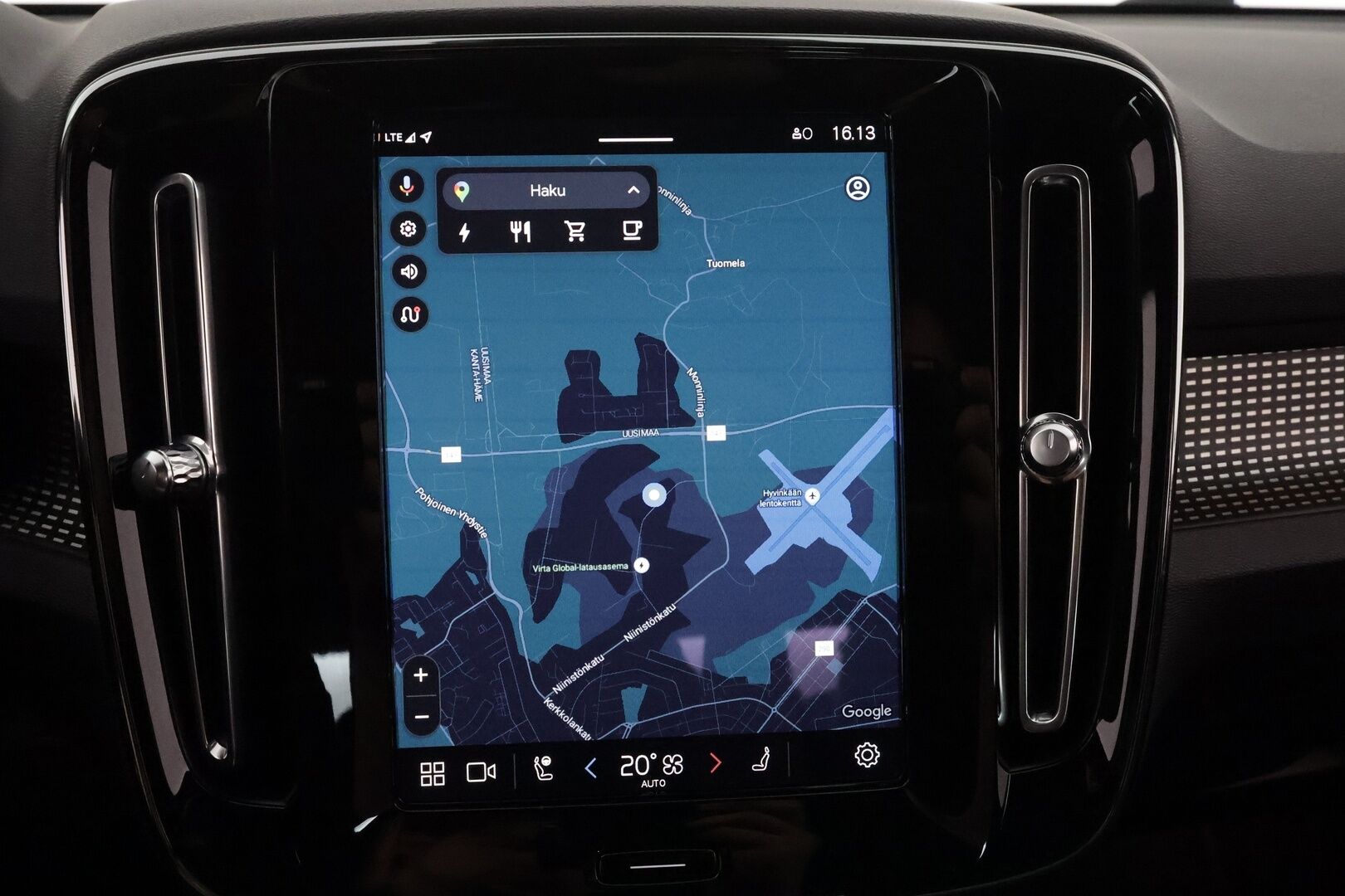 Volvo XC40 2021 P8 AWD Business R-Design **H&K / Muistipenkki / P-kamera / Lämpöpumppu / BLIS / Adapt.Vakkari / LED** - 3,99 % KORKOTARJOUS TÄHÄN AUTOON - Akku kuntotarkastettu / 1om.Suomi-auto / Merkkihuollettu