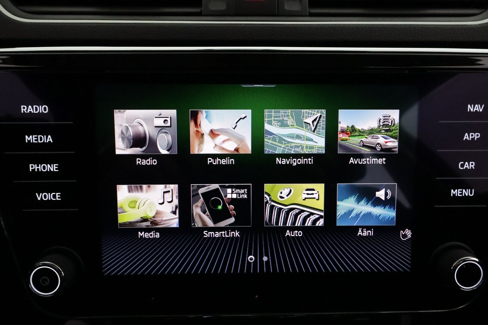 Skoda Superb 2021 Combi 2,0 TDI 150 Style DSG **Canton / Webasto / Koukku / ACC / Matrix-LED / Muistipenkit / P.Kamera / Navi** - 1-om Suomi-auto / Kahdet Renkaat