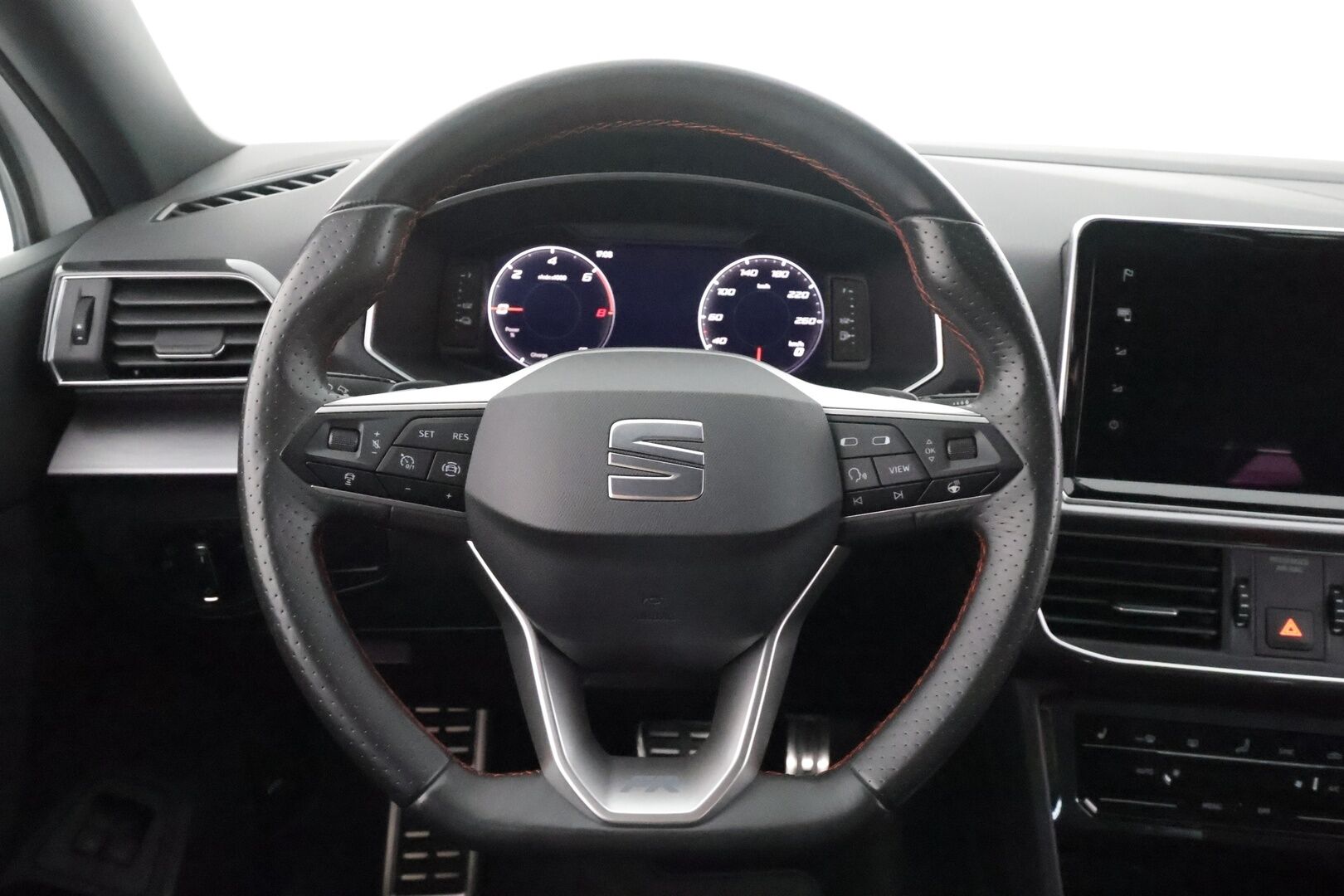 Seat Tarraco 2021 1,4 PHEV 245 e-hybrid FR Launch Edition DSG - | ACC | P.Kamera | LED | Muistipenkki | Ratinlämmitys | Digimittaristo | Keyless | Apple&Android | Suomi-auto | Kahdet Renkaat |