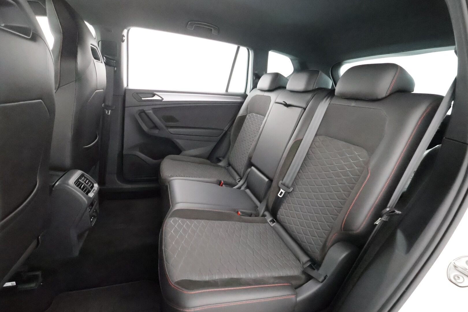Seat Tarraco 2021 1,4 PHEV 245 e-hybrid FR Launch Edition DSG - | ACC | P.Kamera | LED | Muistipenkki | Ratinlämmitys | Digimittaristo | Keyless | Apple&Android | Suomi-auto | Kahdet Renkaat |