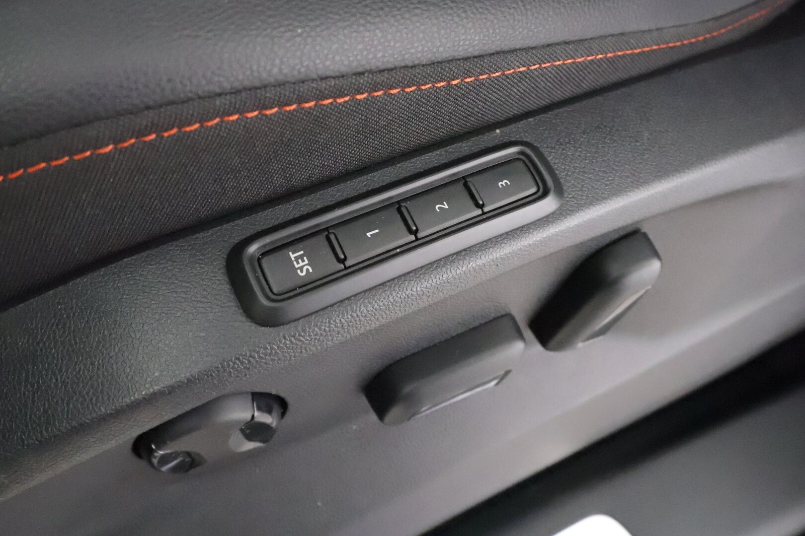 Seat Tarraco 2021 1,4 PHEV 245 e-hybrid FR Launch Edition DSG - | ACC | P.Kamera | LED | Muistipenkki | Ratinlämmitys | Digimittaristo | Keyless | Apple&Android | Suomi-auto | Kahdet Renkaat |