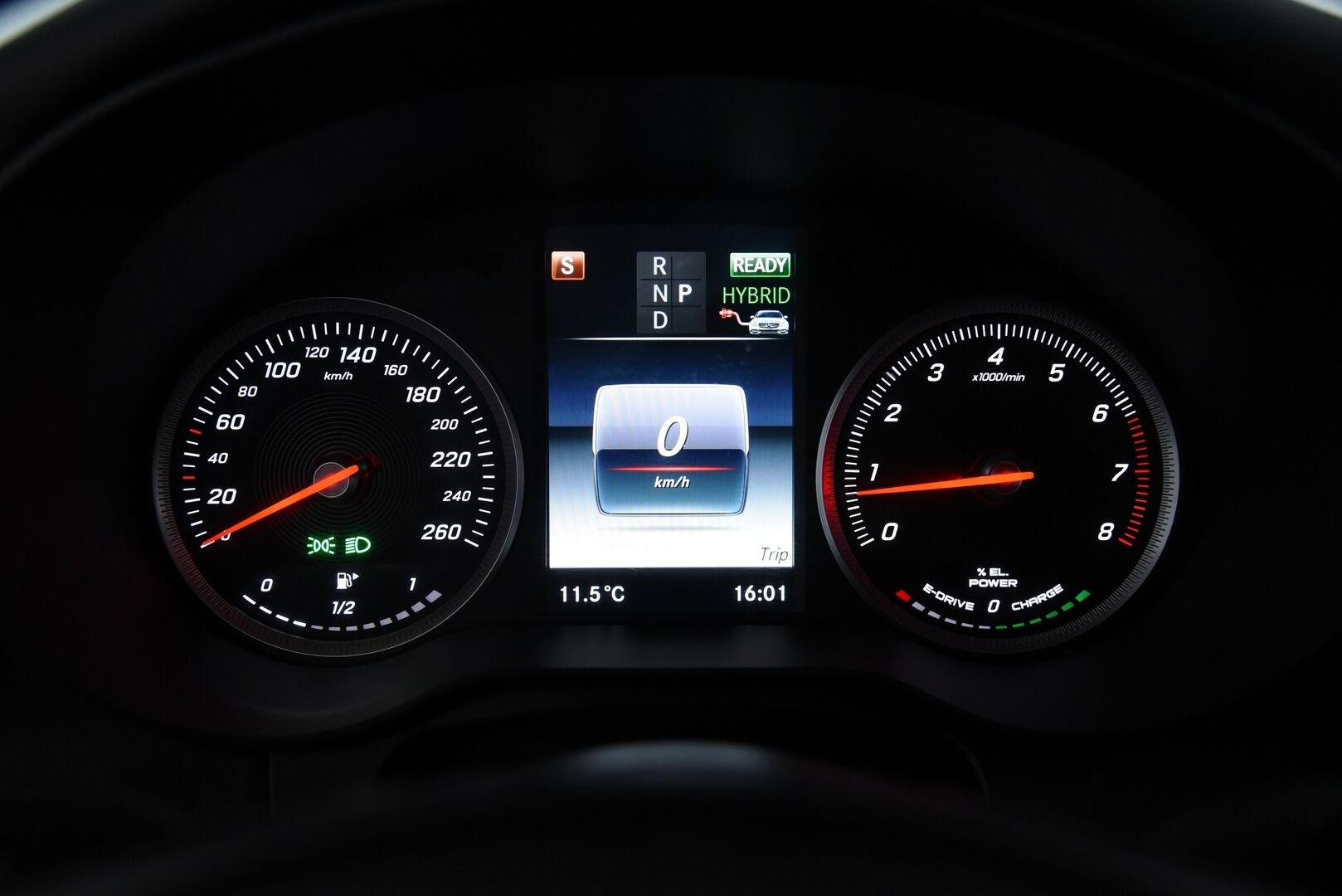 Mercedes-Benz GLC 2017 350 e 4Matic A Premium Business / YritysOutlet - Myydään vain yrityksille / - YritysOutlet - Myydään vain yrityksille