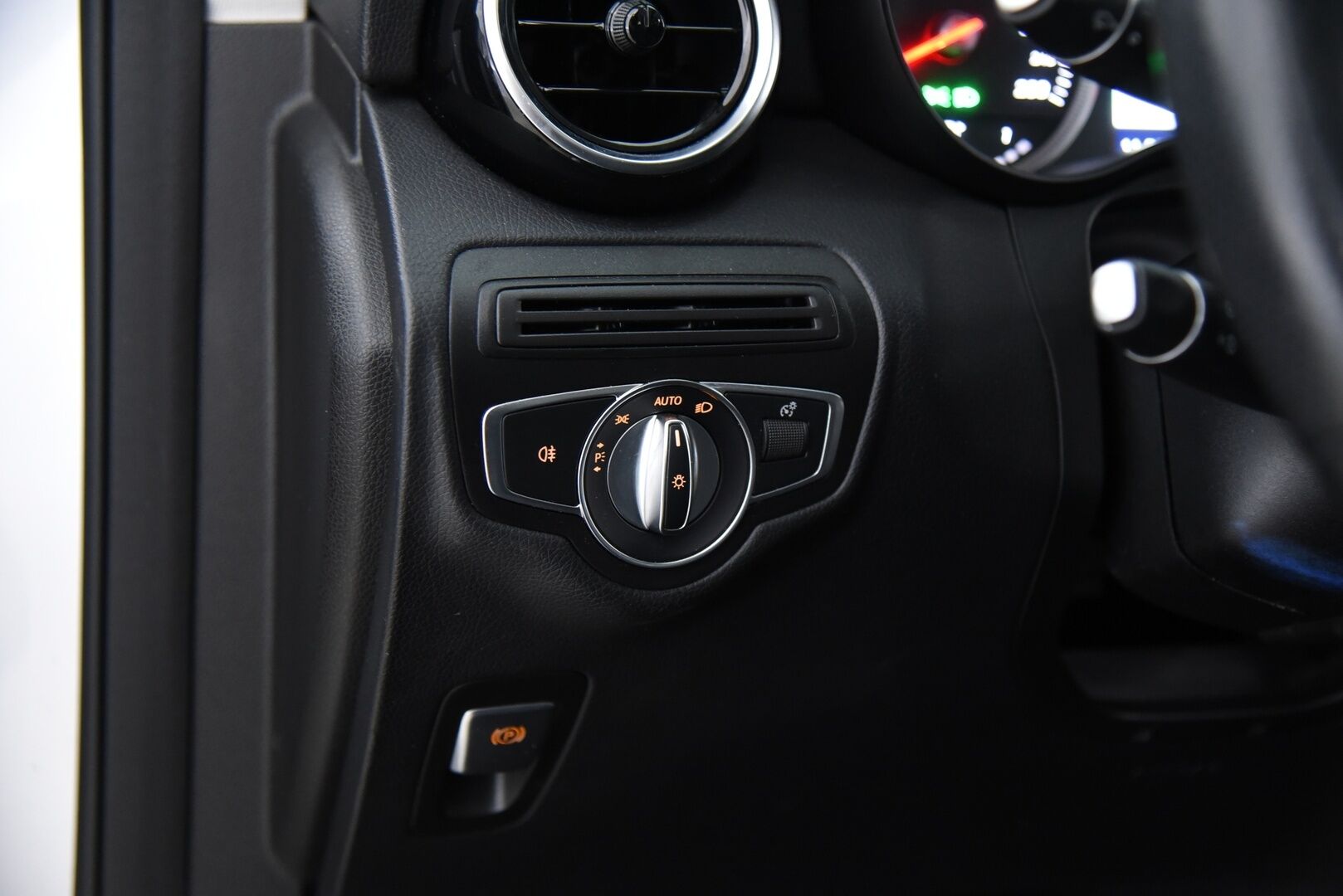 Mercedes-Benz GLC 2017 350 e 4Matic A Premium Business / YritysOutlet - Myydään vain yrityksille / - YritysOutlet - Myydään vain yrityksille