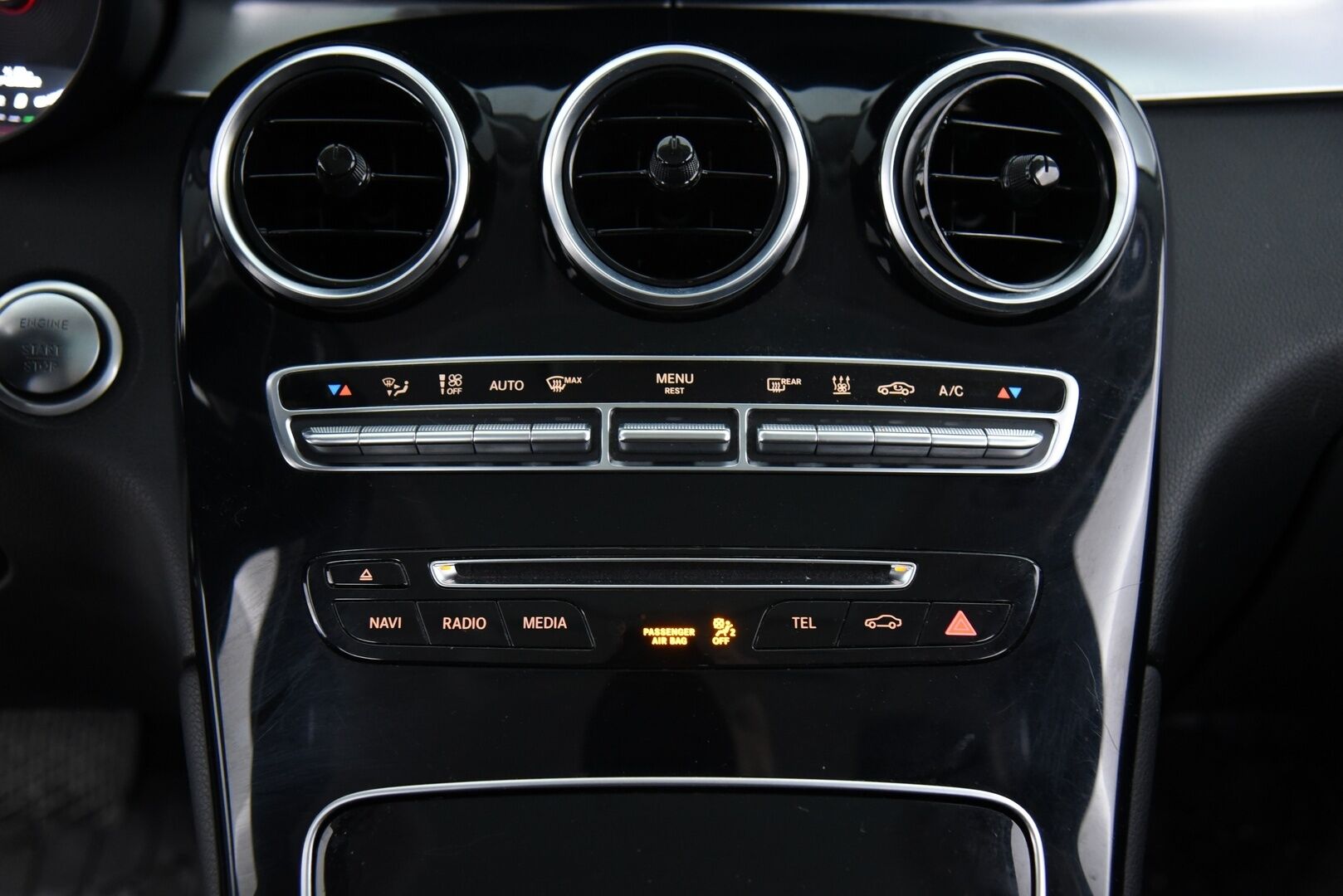 Mercedes-Benz GLC 2017 350 e 4Matic A Premium Business / YritysOutlet - Myydään vain yrityksille / - YritysOutlet - Myydään vain yrityksille