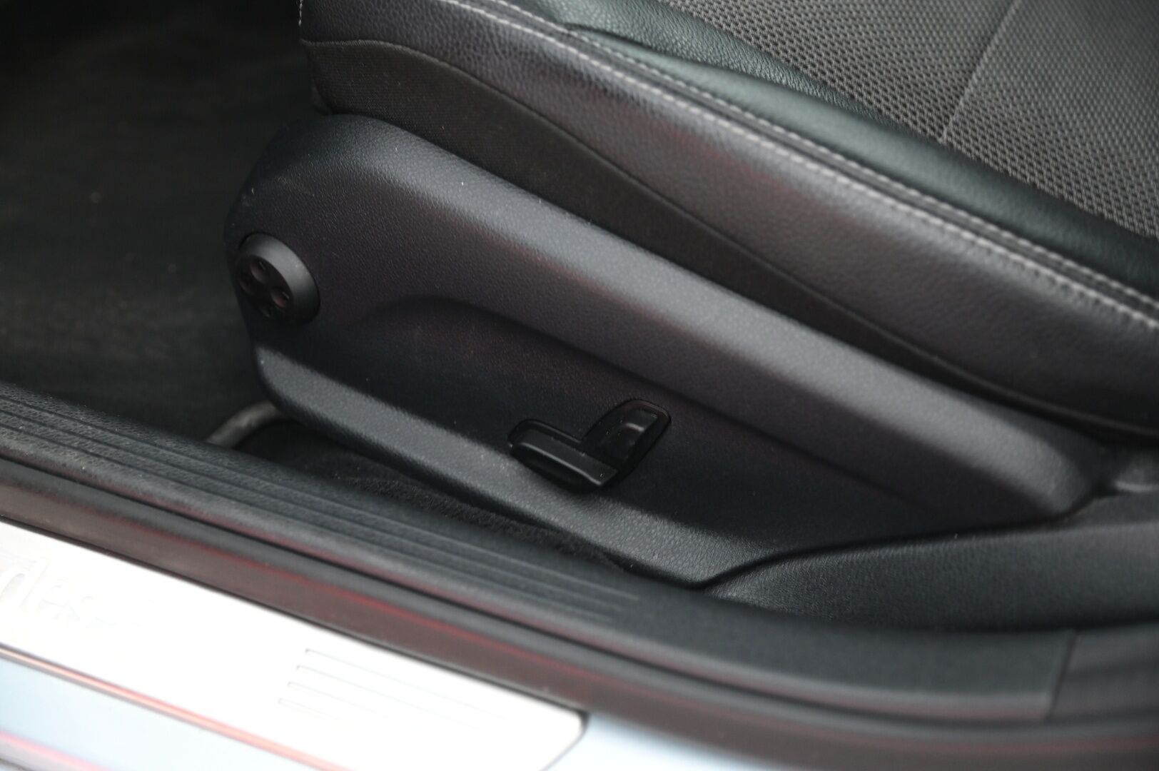 Mercedes-Benz C 2016 350 e Premium Business - *Myydään Huutokaupat.com*