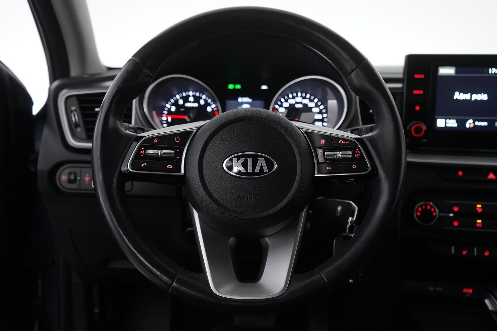 Kia Ceed 2021 1,0 T-GDI Mild-Hybrid 120hv LX SW DCT * Vakkari / Lohko / Kamera / Koukku / Ratinlämmitin * - Suomi-auto / Kahdet renkaat / Merkkiliikkeen huoltohistoria - HULLU BLACKWEEK KORKOTARJOUS 2,49%