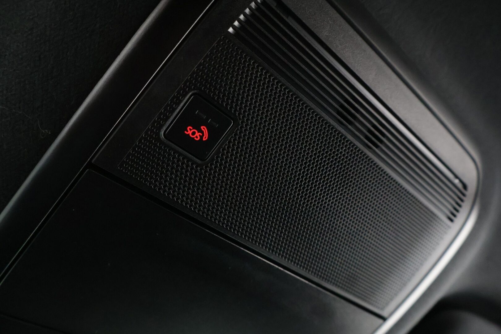 Mazda 3 2021 Hatchback 2,0 (150hv) M Hybrid Skyactiv-G Vision Plus Business AT ** Lohko / ACC / HUD / BLIS - ** 1-om Suomi-auto / Merkkikirja **