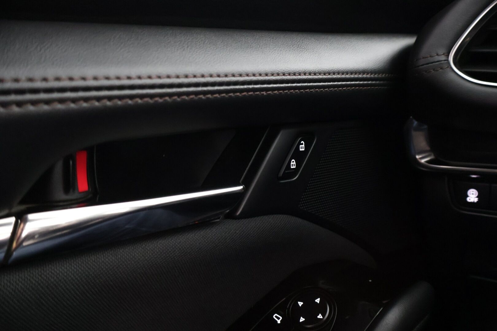 Mazda 3 2021 Hatchback 2,0 (150hv) M Hybrid Skyactiv-G Vision Plus Business AT ** Lohko / ACC / HUD / BLIS - ** 1-om Suomi-auto / Merkkikirja **