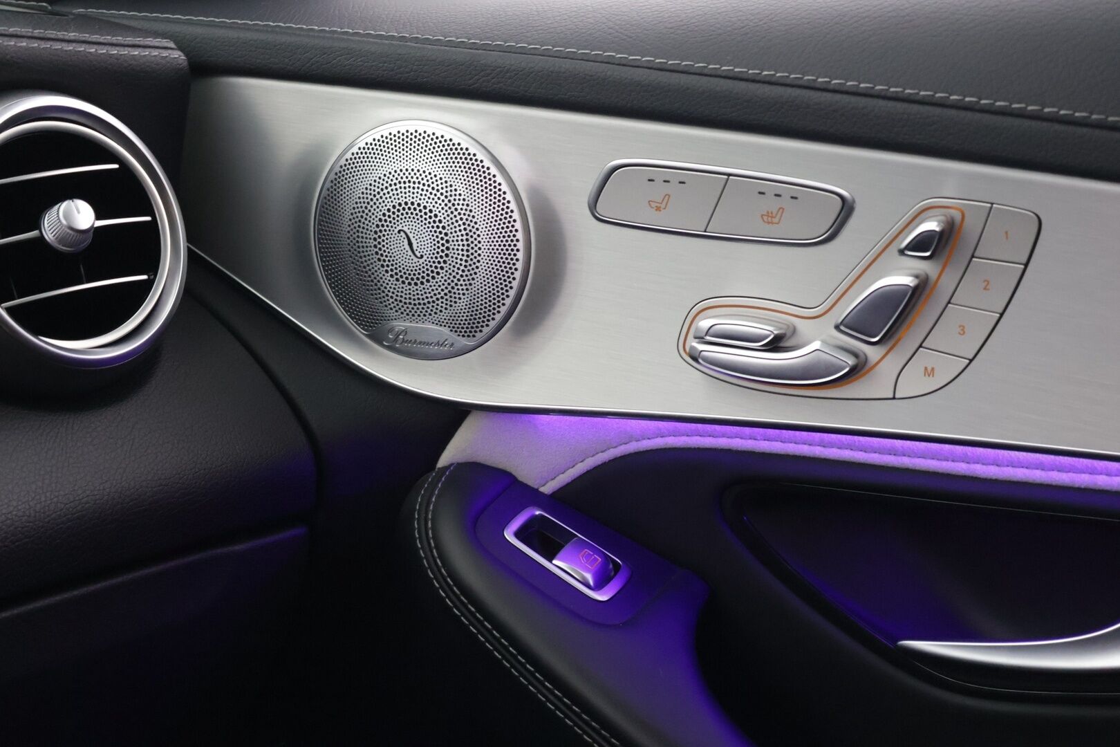 Mercedes-Benz GLC 63 AMG 2020 AMG GLC 63 S 4MATIC+ Coupe Facelift A *Burmester / 360° / Ilmastoidut Nahat / Muistit / Lasikattoluukku / Koukku* - * Juuri huollettu ja kuntotarkastettu merkkiliikkeessä * - HULLU BLACKWEEK KORKOTARJOUS 2,49%