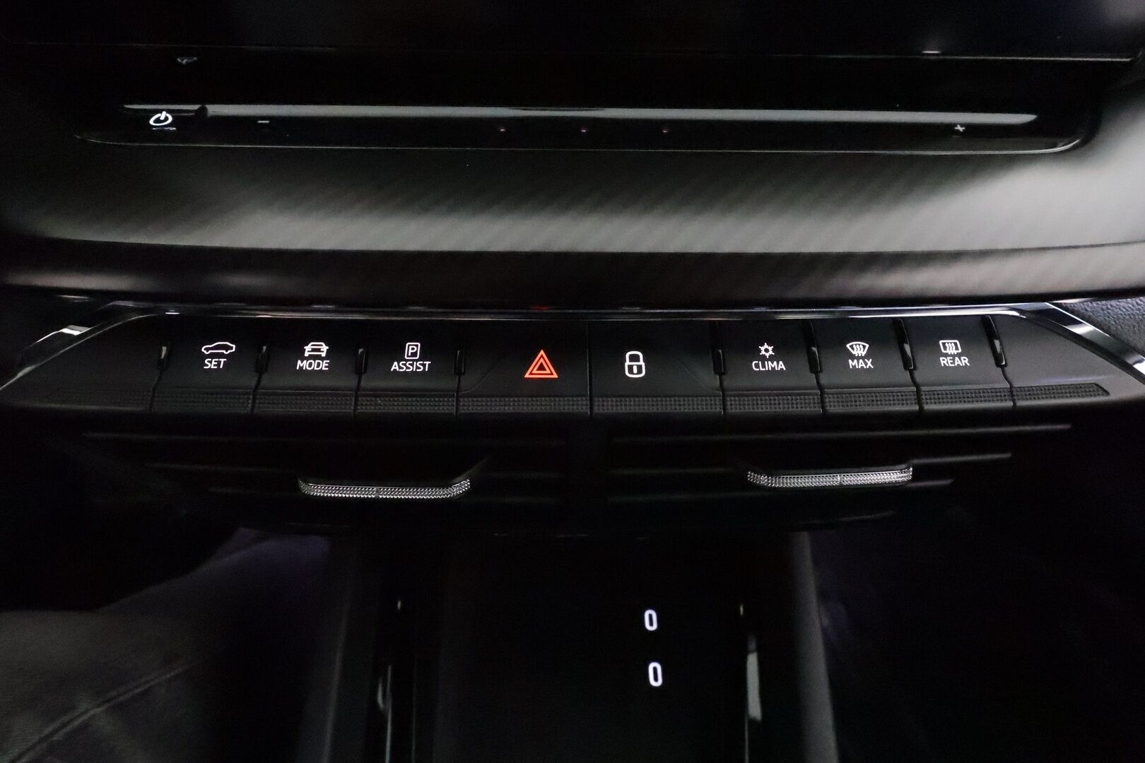 Skoda Octavia 2021 Combi 1,4 TSI PHEV RS iV DSG Autom. **Adapt.vakkari / Webasto / Matrix LED / Sporttipenkit** - Suomi-auto / Kahdet renkaat aluvanteilla / Digimittaristo / Tuulilasin lämmitin / Ratinlämmitin