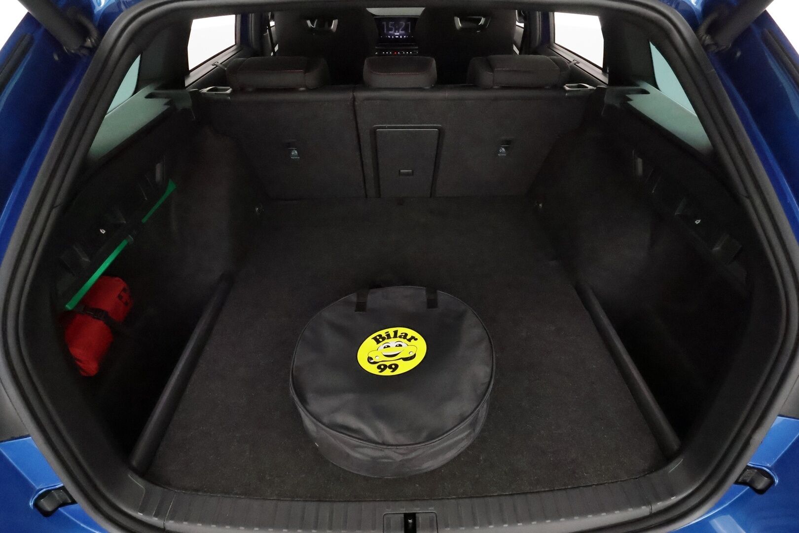 Skoda Octavia 2021 Combi 1,4 TSI PHEV RS iV DSG Autom. **Adapt.vakkari / Webasto / Matrix LED / Sporttipenkit** - Suomi-auto / Kahdet renkaat aluvanteilla / Digimittaristo / Tuulilasin lämmitin / Ratinlämmitin