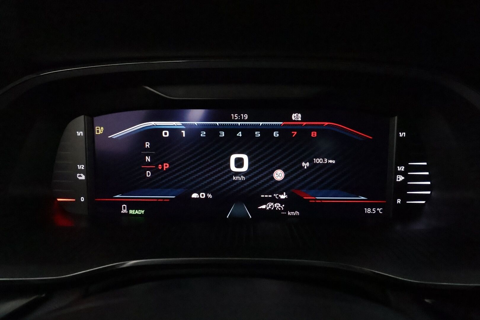 Skoda Octavia 2021 Combi 1,4 TSI PHEV RS iV DSG Autom. **Adapt.vakkari / Webasto / Matrix LED / Sporttipenkit** - Suomi-auto / Kahdet renkaat aluvanteilla / Digimittaristo / Tuulilasin lämmitin / Ratinlämmitin