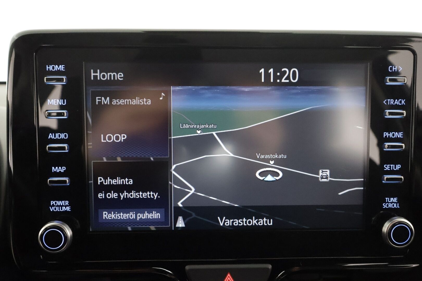 Toyota Yaris 2021 1,5 Hybrid Active * ACC / P.kamera / Lohko+Sisä / Navi / Keyless / Apple&Android * - 1.Om Suomi-auto / Kahdet renkaat aluvanteilla / Merkkihuollettu