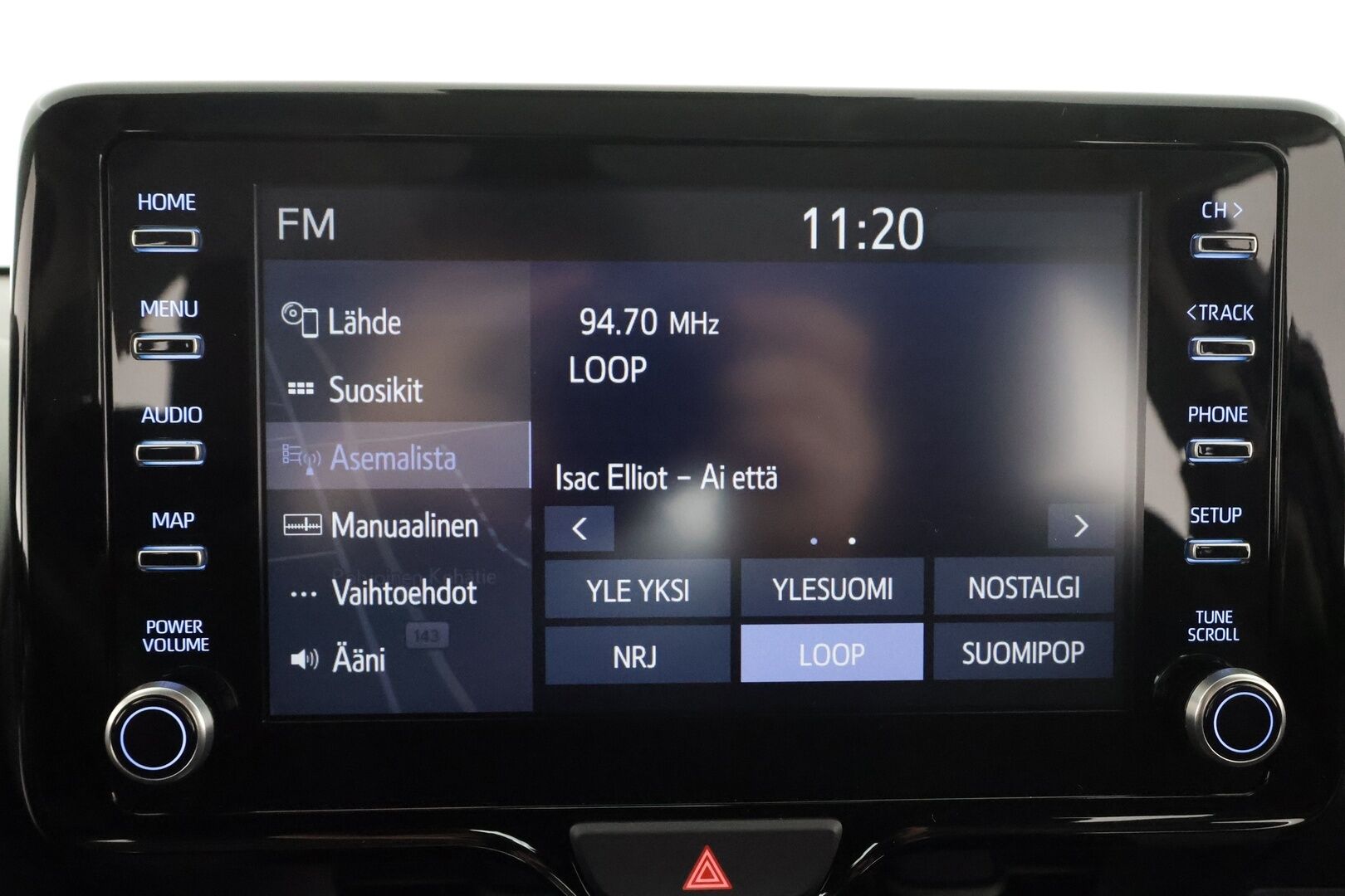 Toyota Yaris 2021 1,5 Hybrid Active * ACC / P.kamera / Lohko+Sisä / Navi / Keyless / Apple&Android * - 1.Om Suomi-auto / Kahdet renkaat aluvanteilla / Merkkihuollettu
