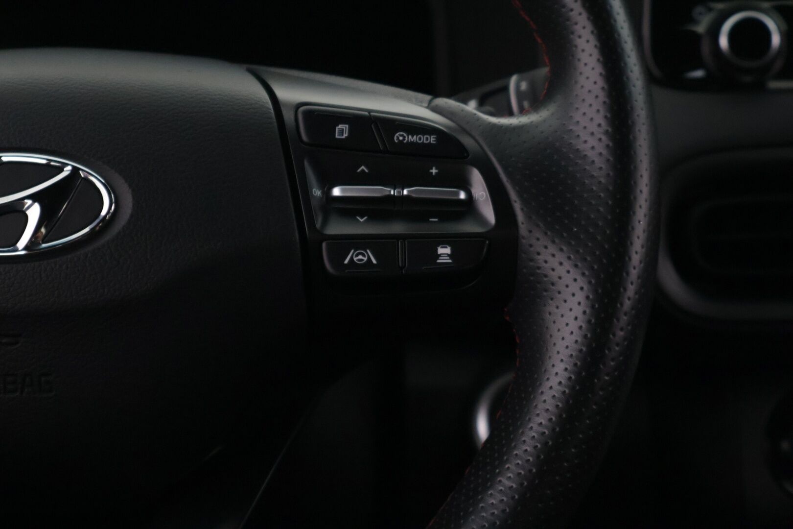 Hyundai KONA 2021 1,6 T-GDI 198 hv 4WD 7-DCT-aut. N Line MY21 - | ACC | Smart Cruise | HUD | Kamera & Tutkat | Sähkösäätöiset ja ilmastoidut penkit | Lohko | Keyless | 