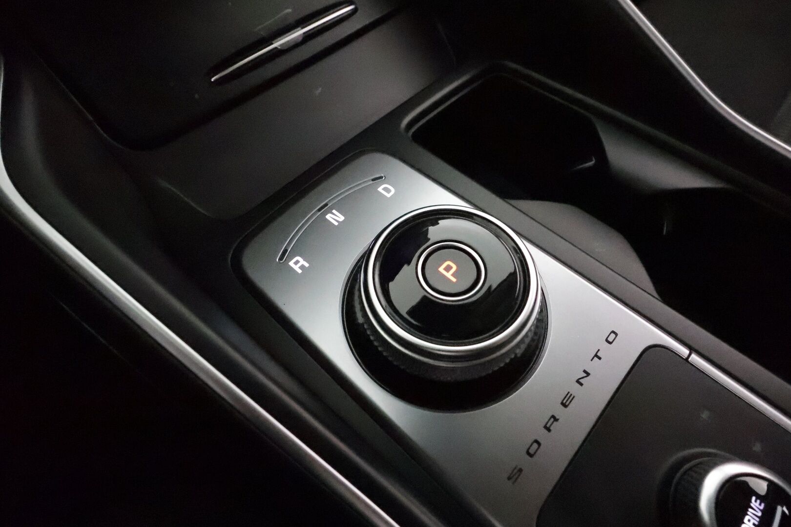 Kia Sorento 2021 1,6 T-GDI hybrid AWD Business aut. *ACC / P.kamera / LED / Navi / Lohkolämmitin / Koukku / Sähköpenkki*
