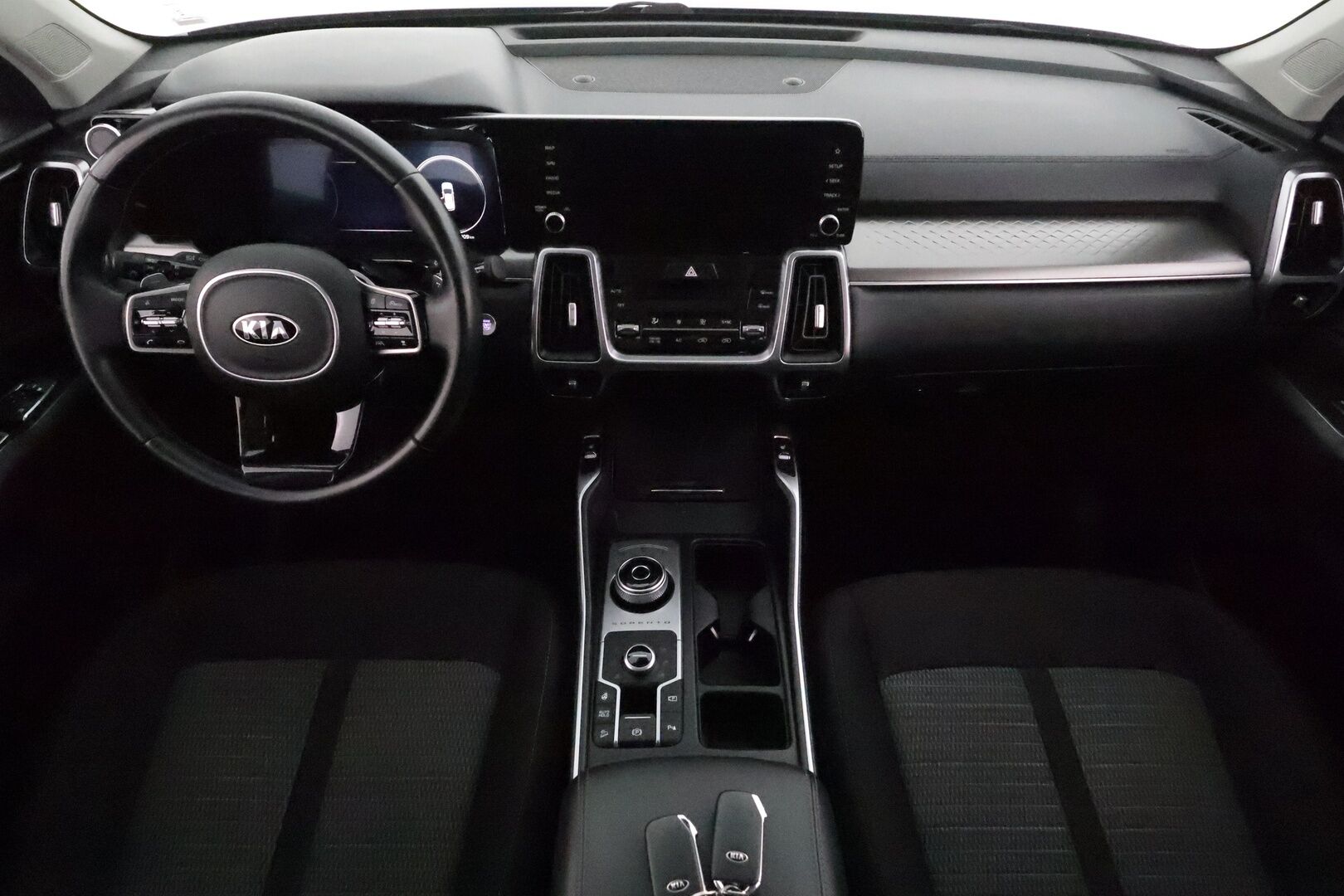 Kia Sorento 2021 1,6 T-GDI hybrid AWD Business aut. *ACC / P.kamera / LED / Navi / Lohkolämmitin / Koukku / Sähköpenkki*