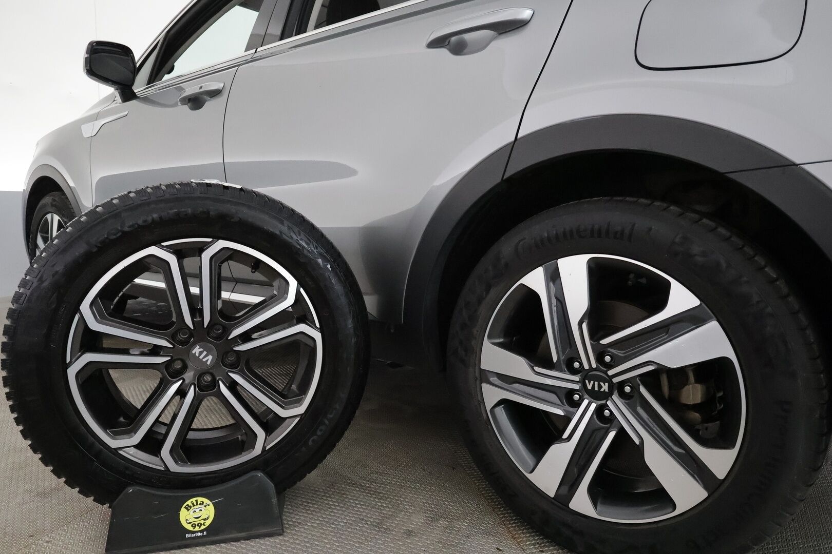 Kia Sorento 2021 1,6 T-GDI hybrid AWD Business aut. *ACC / P.kamera / LED / Navi / Lohkolämmitin / Koukku / Sähköpenkki*