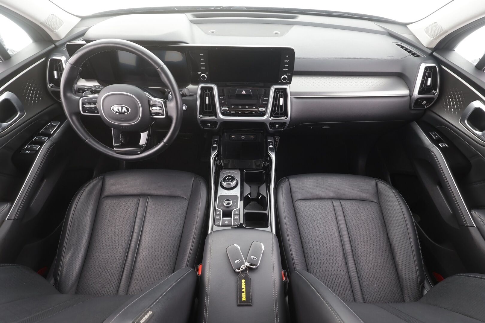 Kia Sorento 2021 1,6 T-GDI Plug-in Hybrid AWD Business AT 5P - ACC | Nahkaverhoilu | Sähköpenkki | HDA | BSM | Digimittaristo | Kamera ja tutkat | Keyless | LED | Apple & Android | 2x renkaat aluin | SoH 94,7%