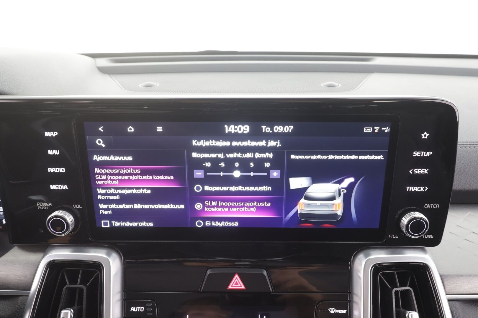 Kia Sorento 2021 1,6 T-GDI Plug-in Hybrid AWD Business AT 5P - ACC | Nahkaverhoilu | Sähköpenkki | HDA | BSM | Digimittaristo | Kamera ja tutkat | Keyless | LED | Apple & Android | 2x renkaat aluin | SoH 94,7%