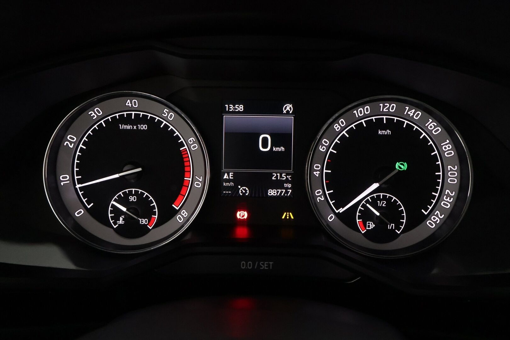 Skoda Superb 2016 Combi 2,0 TSI 280 4x4 L&K DSG Autom. *Canton / Lohko / Sporttipenkit / Kuskin penkki muistilla / Koukku*