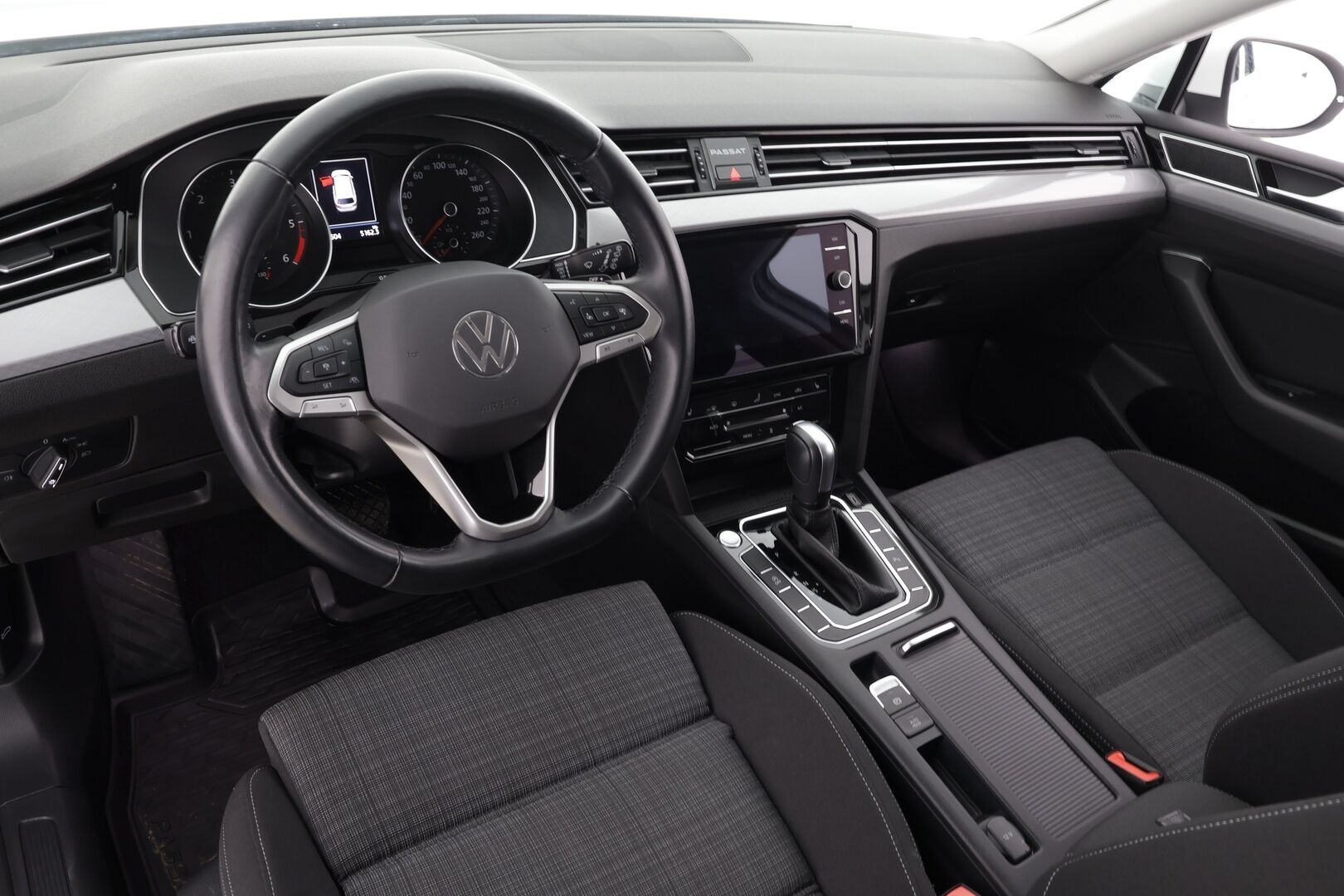 Volkswagen Passat 2021 Variant Style 2,0 TDI EVO SCR 110 kW DSG * Webasto / Koukku / ACC / LED / P.Tutkat / Navi / Kaistavahti * - 1-om Suomi-auto / Kahdet renkaat - HULLU BLACKWEEK KORKOTARJOUS 2,49%