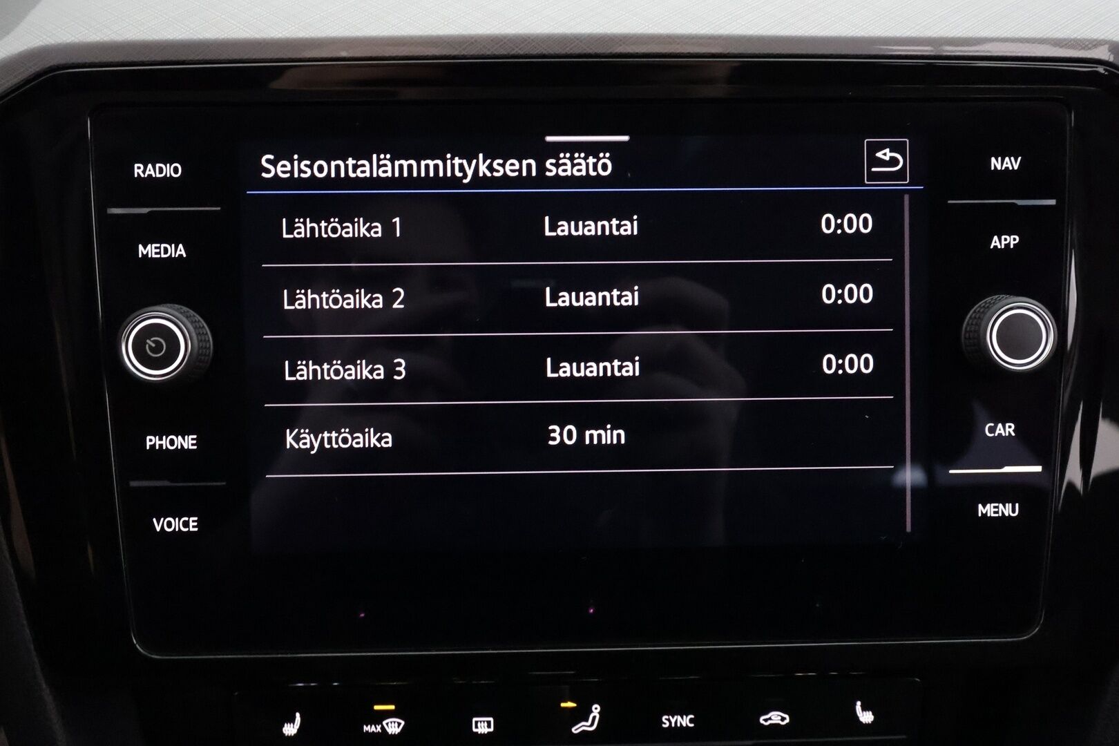 Volkswagen Passat 2021 Variant Style 2,0 TDI EVO SCR 110 kW DSG * Webasto / Koukku / ACC / LED / P.Tutkat / Navi / Kaistavahti * - 1-om Suomi-auto / Kahdet renkaat - HULLU BLACKWEEK KORKOTARJOUS 2,49%