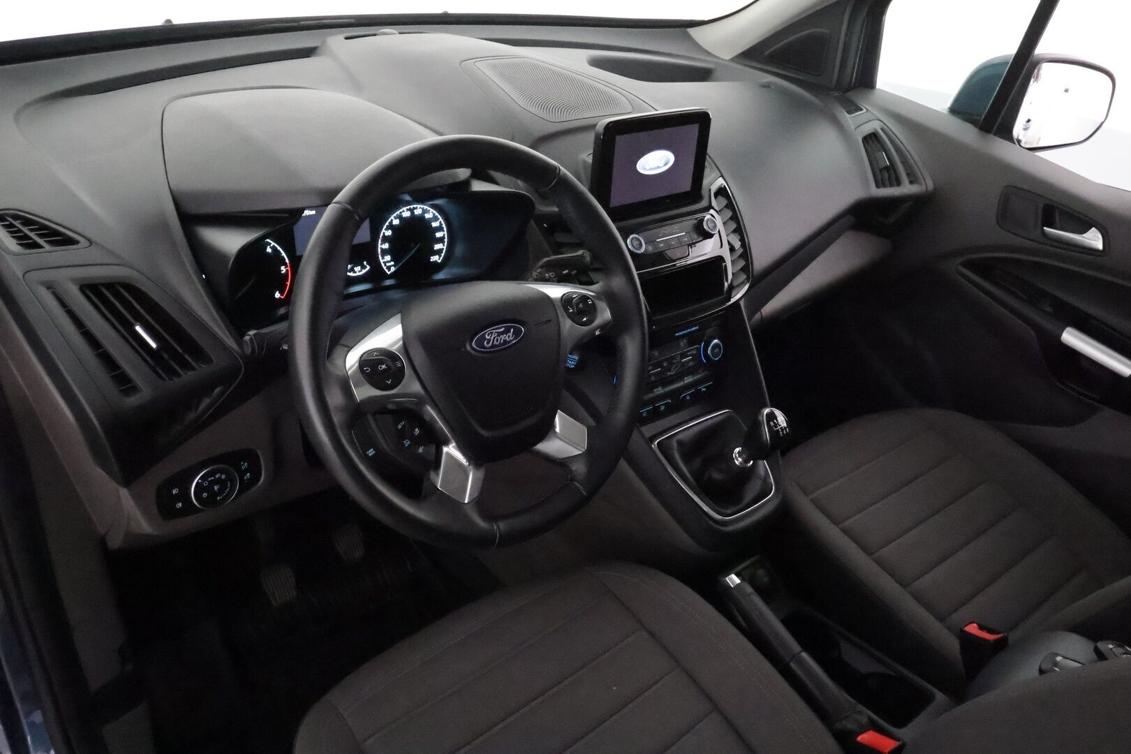 Ford Grand Tourneo Connect 2021 1,5 TDCi 120 hv M6 Titanium 7-Paik **Webasto / Xenon / P.kamera / Kaistavahti / Vakkari / Katveavustin / Keyless** - 1-om Suomi-auto / Kahdet Renkaat