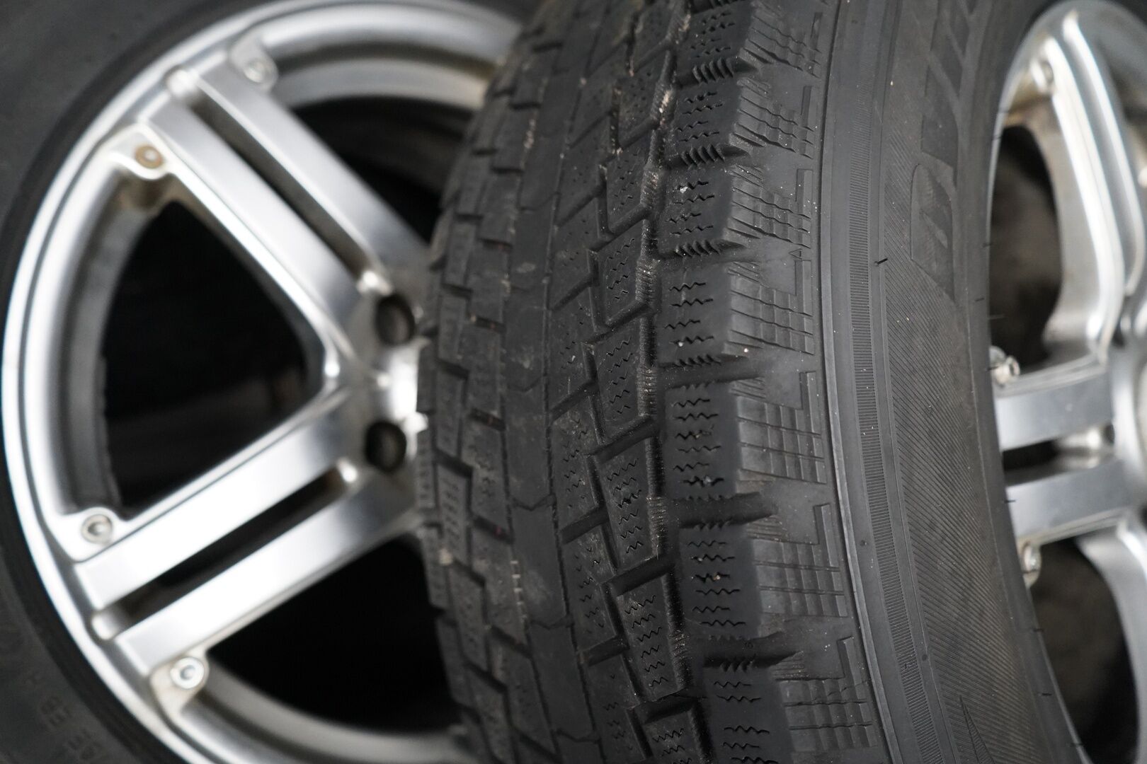 Land Rover Freelander 1998 YritysOutlet - Myydään vain yrityksille - Kahdet renkaat / Särmä huoltohistoria / Neliveto