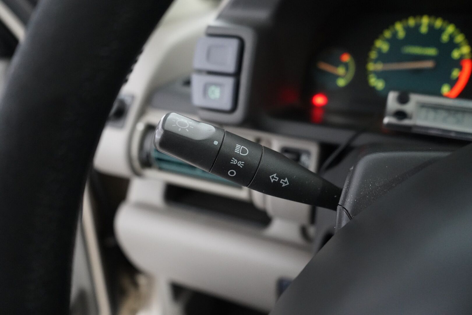 Land Rover Freelander 1998 YritysOutlet - Myydään vain yrityksille - Kahdet renkaat / Särmä huoltohistoria / Neliveto