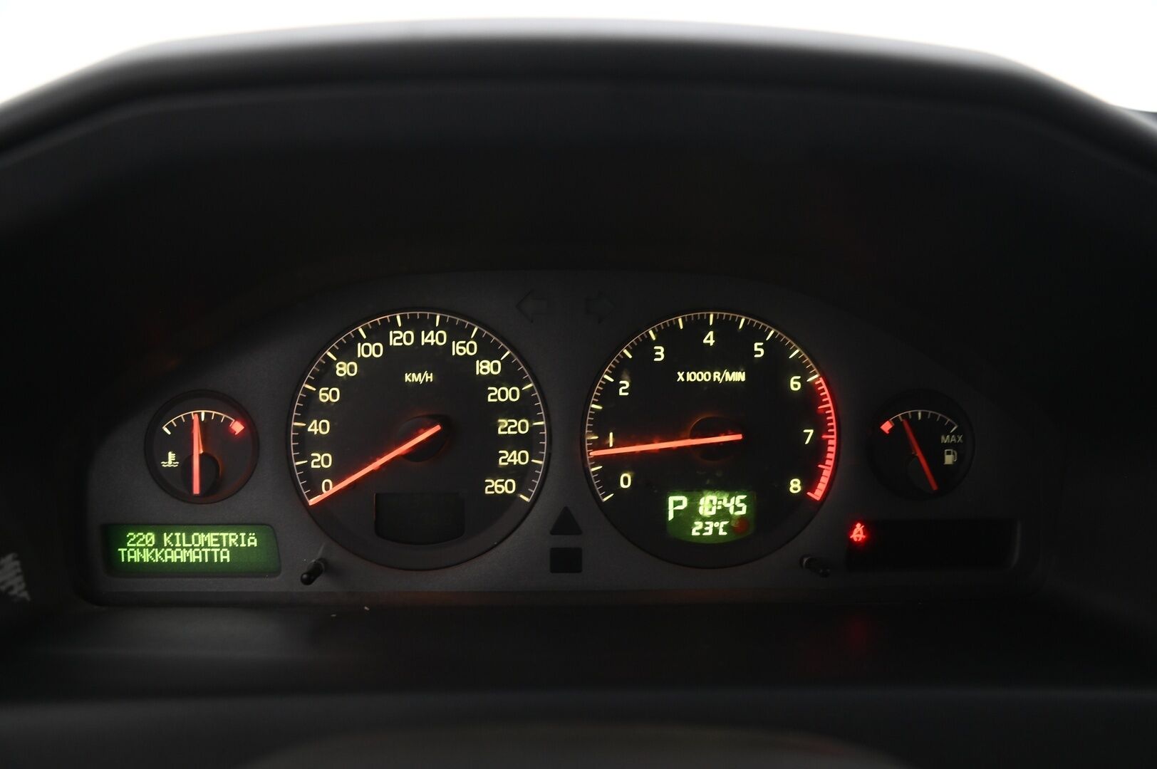 Volvo V70 2003 *Myydään Huutokaupat.com*